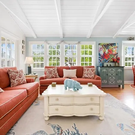 Turtle Cottage Home